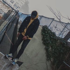 Meet your Posher, Sam